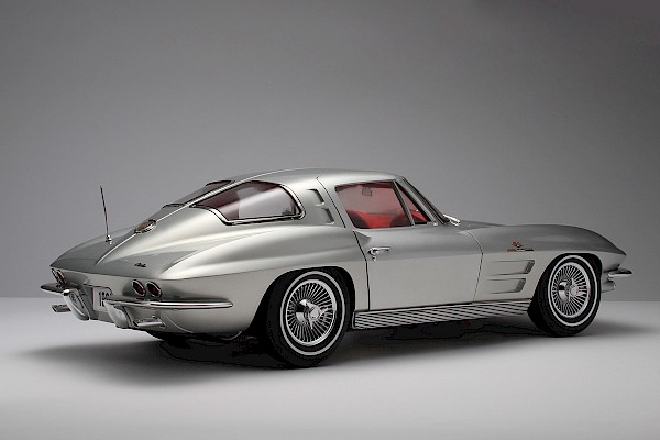 Corvette Sting Ray Thumbnail