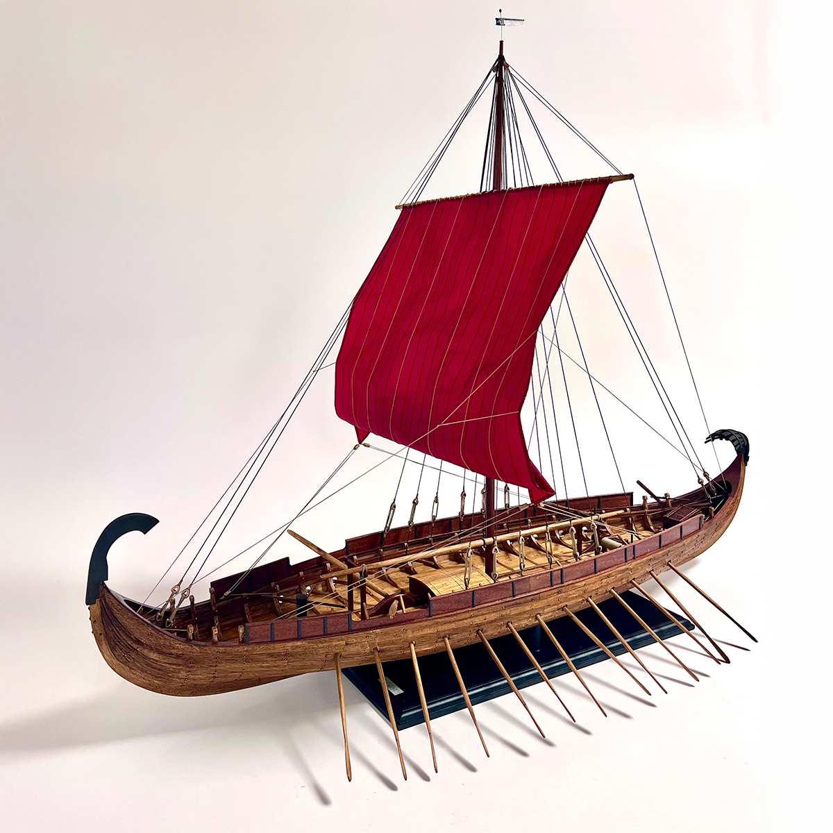 オデッセイ映画の木製モデル船キット, Agora Models